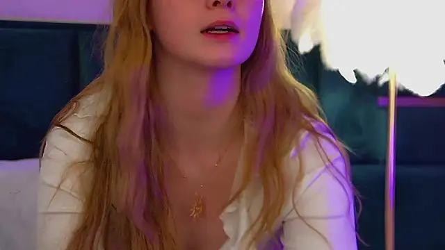 Chat +18 de AgataFoxley ao vivo