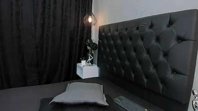 stephane_roussのウェブカメラショー