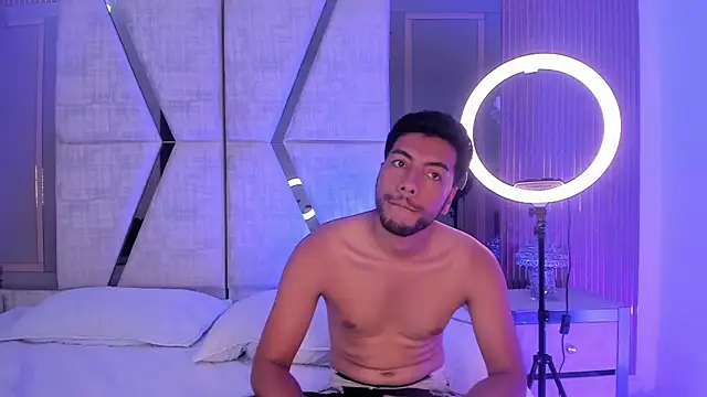 LiamDeep Live XXX Chat