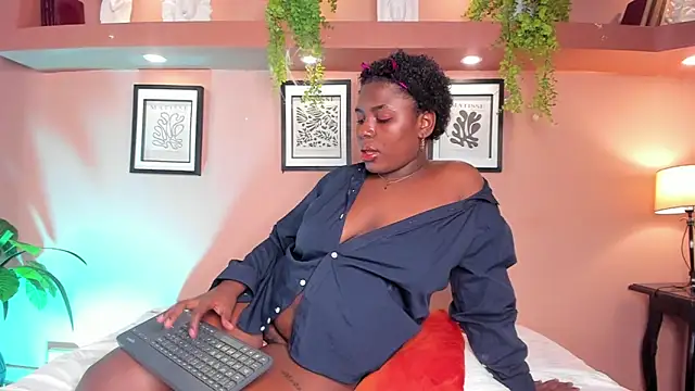 NanyMoreno 即時 XXX 聊天