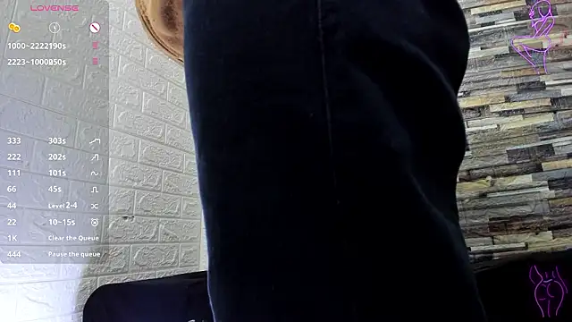 chrissyhotx 即時 XXX 聊天