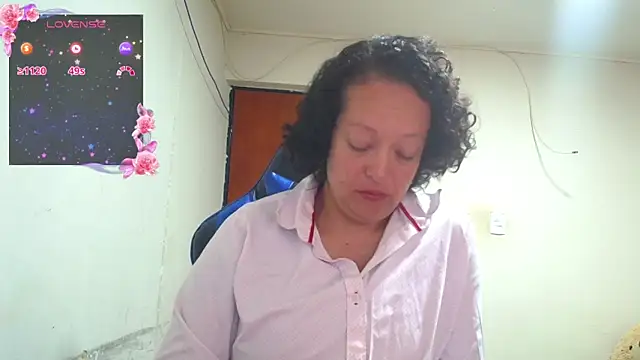 Miss_Oriana 现场XXX聊天