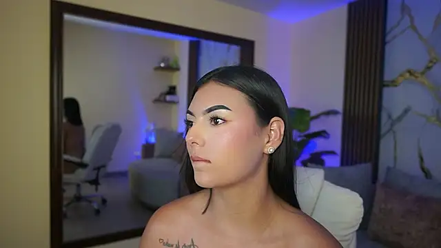 LiaWheelerのライブXXXチャット