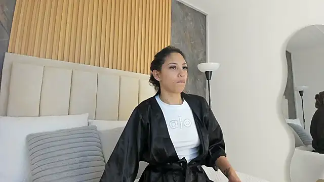 ariana_taylor23 라이브 XXX 채팅