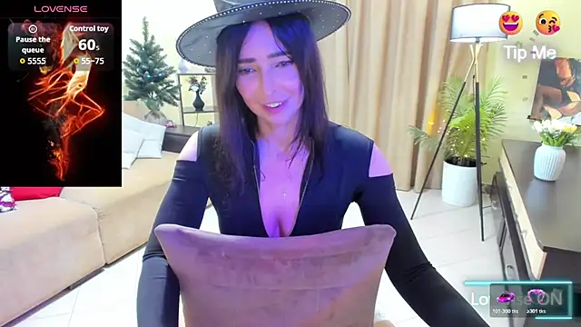 AlenaJuly's Live XXX Chat