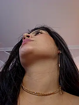 missatenea's Live XXX Chat