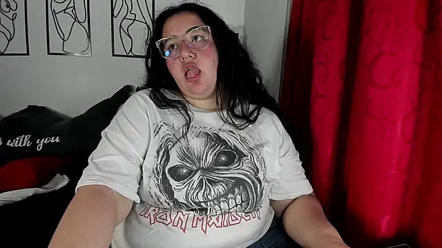 XXX chat uživo modela RubyPirsso18