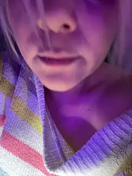 دردشة LaRa_forU الجنسية المباشرة