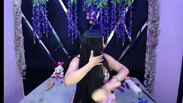 slut_anal_ Adlı Modelin Canlı XXX Sohbeti