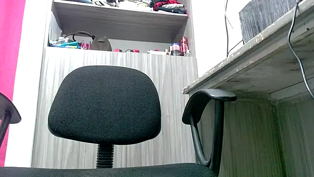 nicolle_milf1978's Live XXX Chat