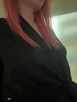 AylaPearl Adlı Modelin Canlı XXX Sohbeti