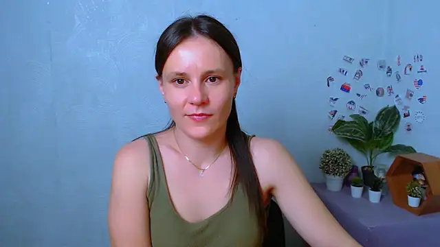 ValeriaHeart_ Adlı Modelin Canlı XXX Sohbeti