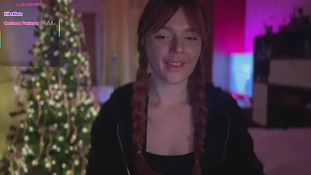 XXX chat uživo modela CherryRed_Girl