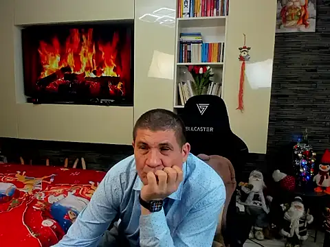 XXX chat uživo modela SpartacusDaddy48