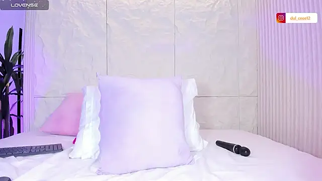 DulceGreem élő XXX-chatje