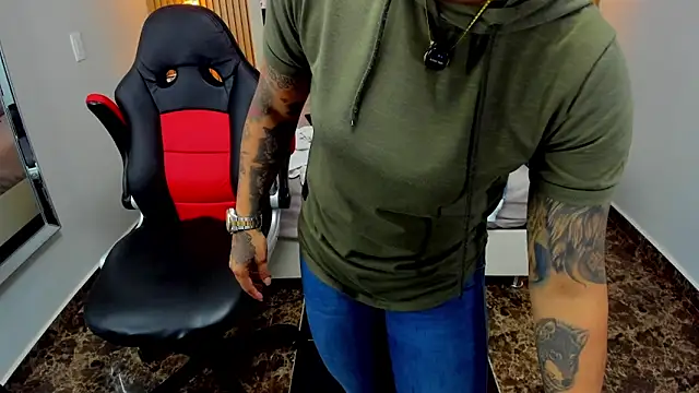 Czat XXX na żywo – KAROLLJONES1