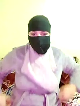 Laura-arabe Webcam Show