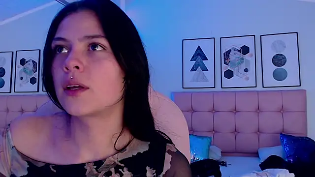 KikiVelvet's Live XXX Chat