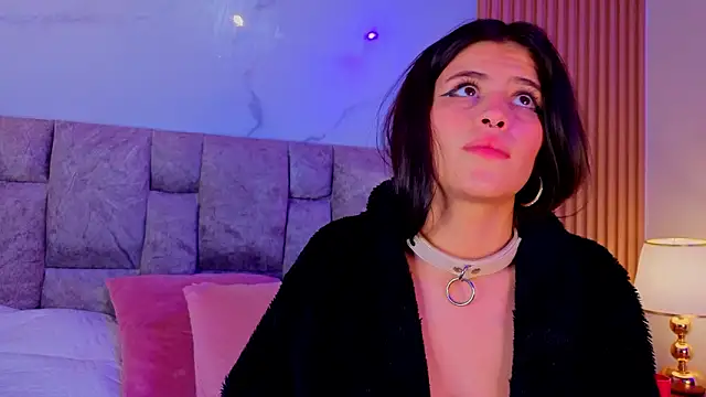 gia_malkova Adlı Modelin Canlı XXX Sohbeti