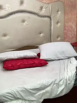 XXX chat uživo modela KarlyAndDavey