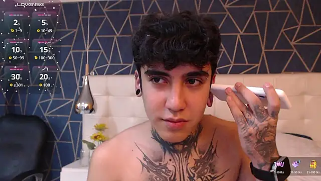 MarkOlsenn's Live XXX Chat