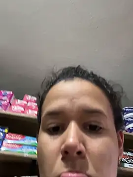 Chat XXX ao vivo de lannabellx