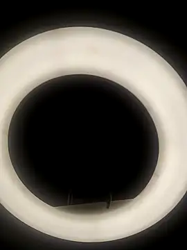 Pertunjukan Kamera Web EnglishMarathiTamilHindi