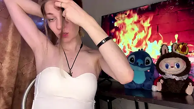 Ellyy_ly Adlı Modelin Canlı XXX Sohbeti