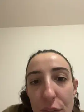 ElitaVibes' Live XXX Chat