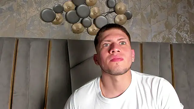 SebastianMaximoff Adlı Modelin Web Kamerası Şovu