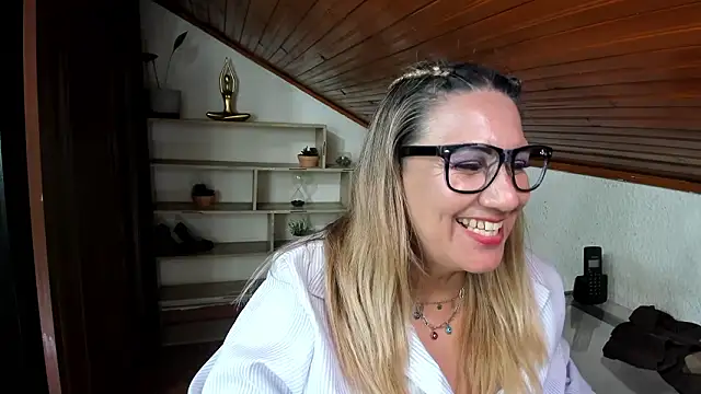 Онлайн чат XXX yayita_mature