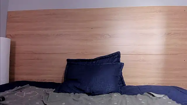 bulma_bambina_'s Live XXX Chat