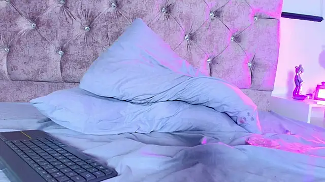 Sembang XXX Secara Langsung Skye_Moore