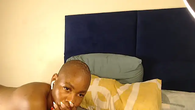 Sexy-Momo's Live XXX Chat