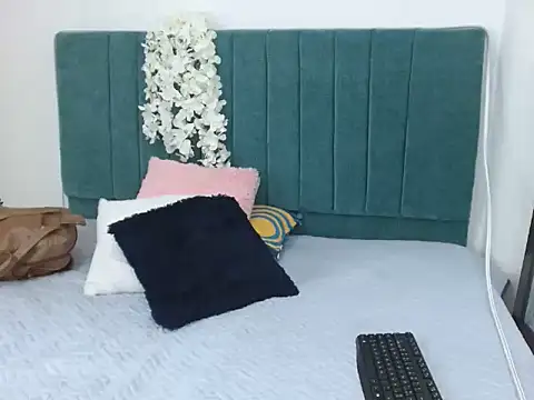 Carolinacrus001 Live XXX Chat