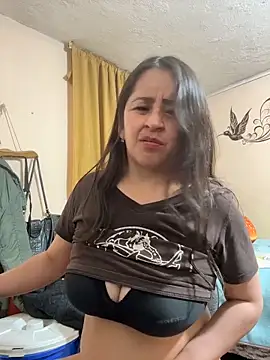 latinfemale's Live XXX Chat