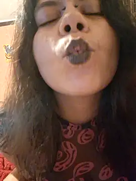 Онлайн чат XXX niCuNin