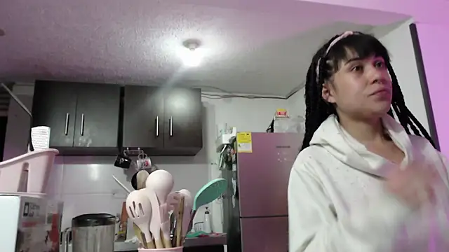 Hellen_dumont's Live XXX Chat