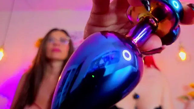 XXX chat uživo modela Dulce_charlottee