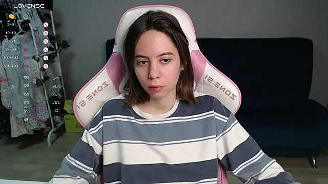 Allie_Hazie 现场XXX聊天