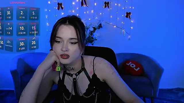 liana_kisses Adlı Modelin Canlı XXX Sohbeti