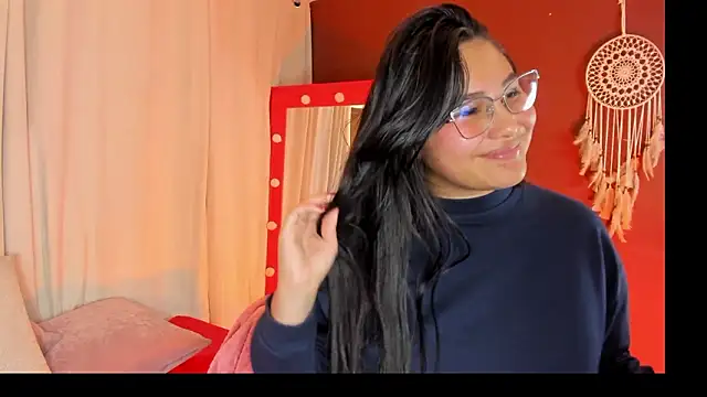 دردشة Little_Ivy الجنسية المباشرة