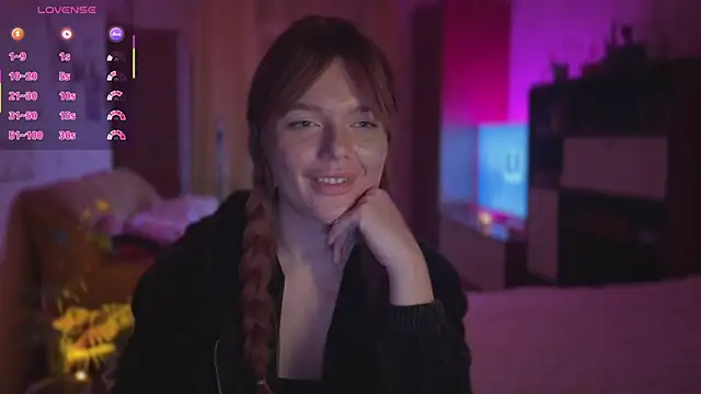 Czat XXX na żywo – CherryRed_Girl