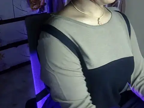 Chatroom XXX en direct de KHWAHIS-