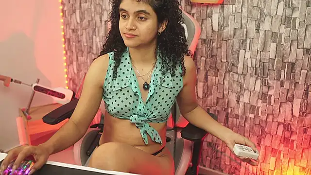 bonniie_98_'s Live XXX Chat