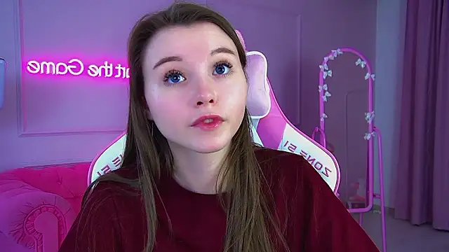 KeiraAsti Chat XXX live