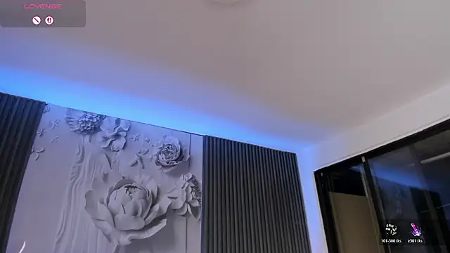 ShaniaDaniels 现场XXX聊天