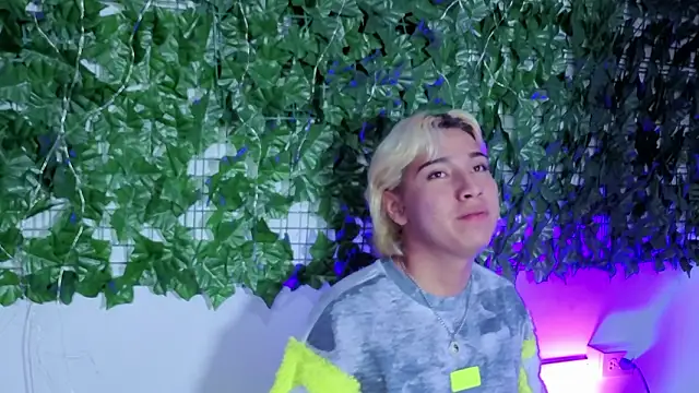 AngelFlexxx 라이브 XXX 채팅