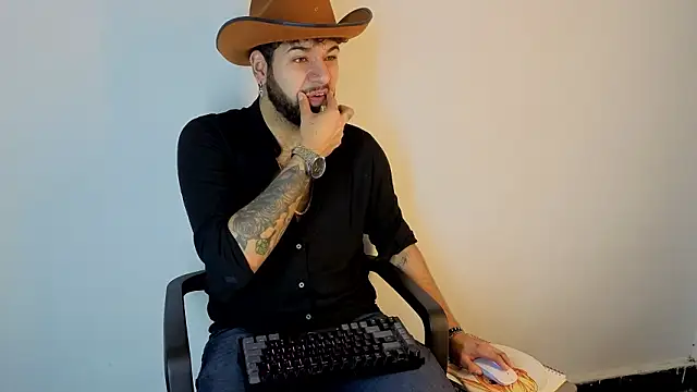 RomanBlack_ 라이브 XXX 채팅