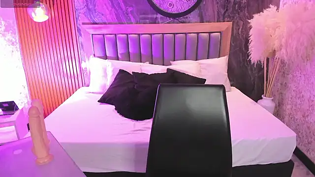 Valery_Shadey Adlı Modelin Canlı XXX Sohbeti